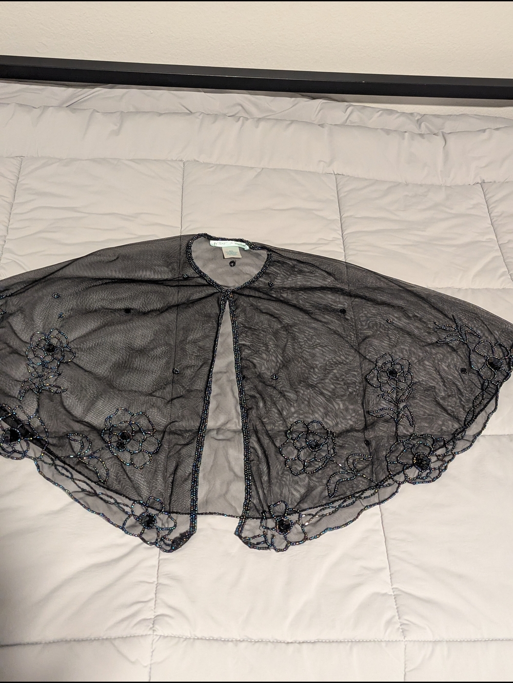 Betsey Johnson Black Floral Sheer Beaded Romantic Vampy Capelet - Picture 6 of 7